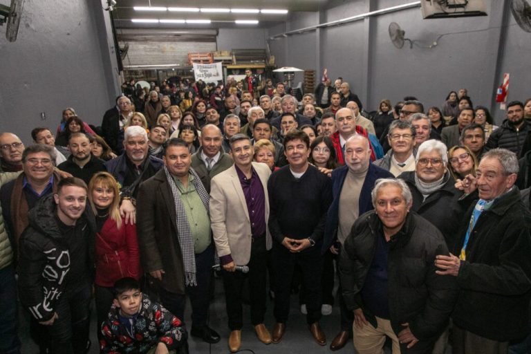 Espinoza encabezó un encuentro con más de 150 iglesias evangélicas