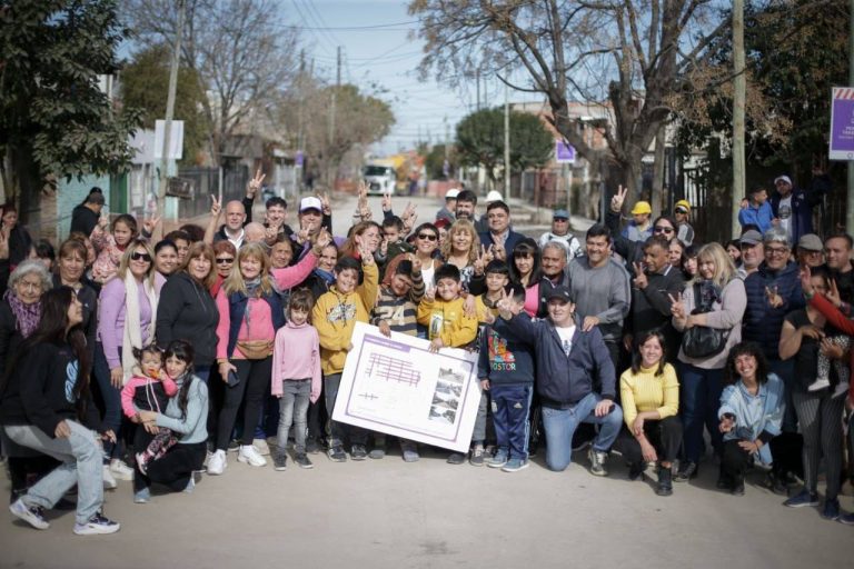Avanza obra de pavimentación en San Francisco Solano