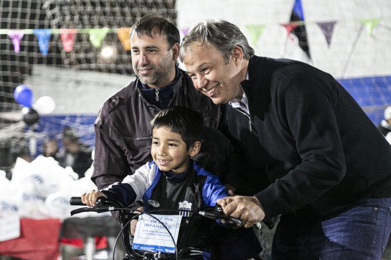 Cascallares participó de un emotivo festejo por el Día de la Niñez