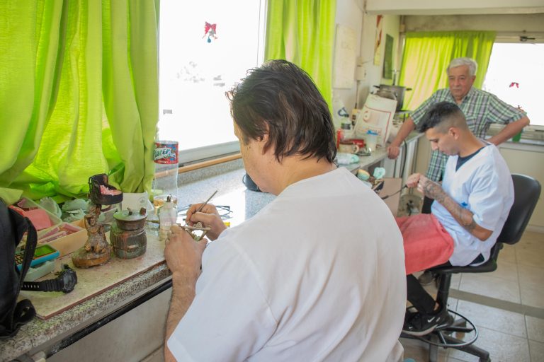 Se colocaron más de 1.700 prótesis dentales en Moreno