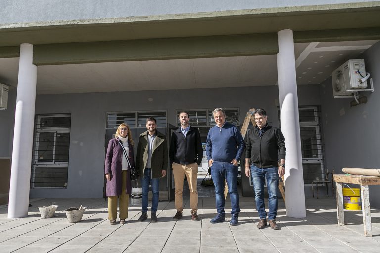 Cascallares y Fabiani recorrieron obras en instituciones educativas de Almirante Brown