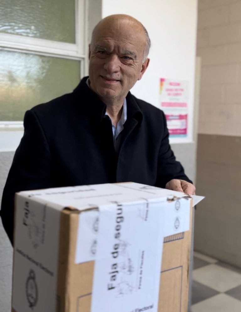 Grindetti superó a Santilli en la interna de Juntos por el Cambio