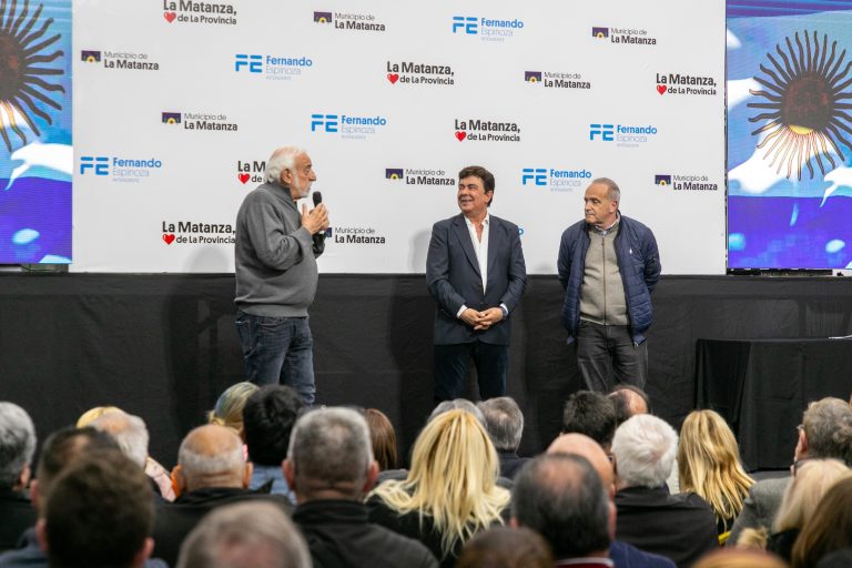 Espinoza puso en marcha una importante inversión en cámaras de seguridad en los colectivos