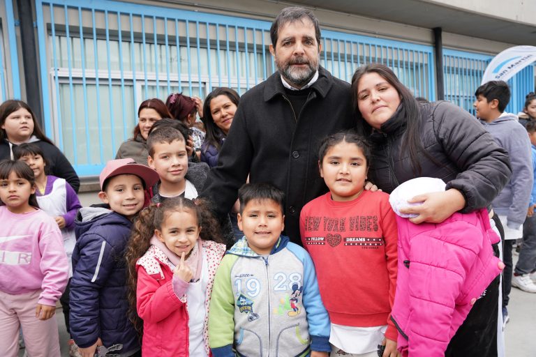 Moreira inauguró la segunda etapa de obras de la Primaria 87