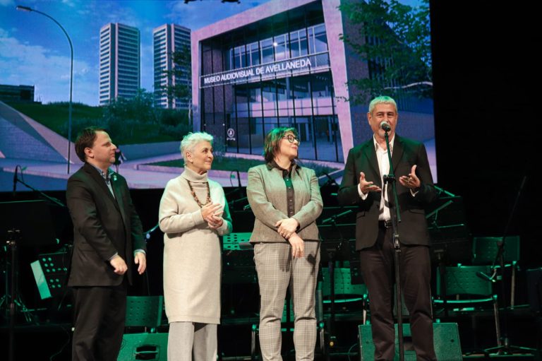 Ferraresi encabezó la presentación de “Avellaneda Ciudad Audiovisual”