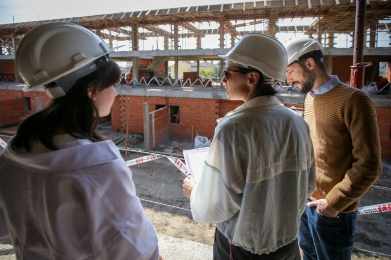 Avanzan obras en viviendas de Barrio Frattasi