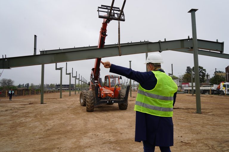 Continúan las obras en el Hospital de Mariano Acosta