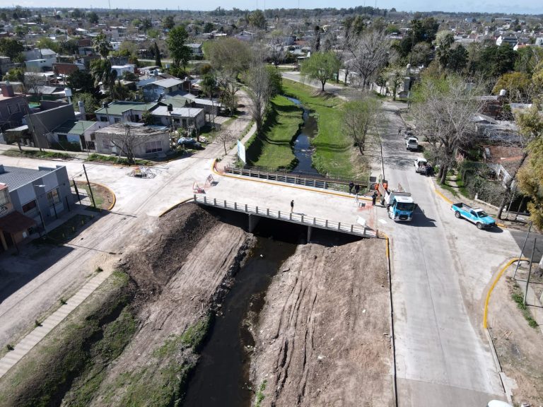 Habilitan puente sobre arroyo Los Berros
