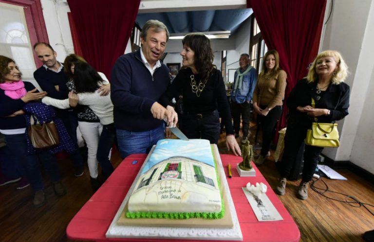 Aniversario de histórico Centro Cultural Bijou en Adrogué