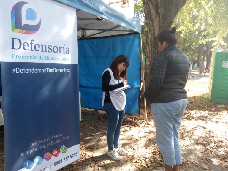 Defensoría bonaerense resolvió 81% de reclamos por internet, cable y telefonía