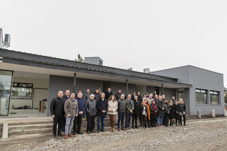 Construyen playón de estacionamiento en Parque Industrial de Burzaco