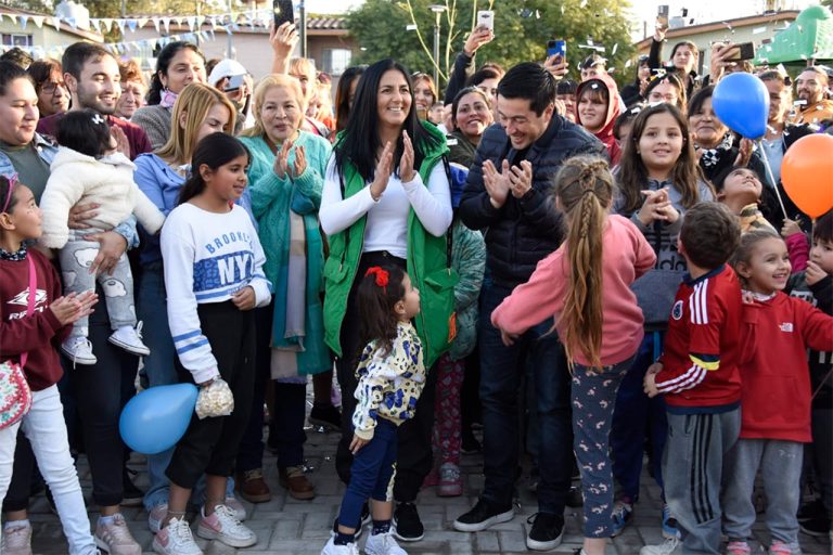 Nardini y Correa realizaron la puesta en valor del “Entorno Urbano Barrios IV y V”