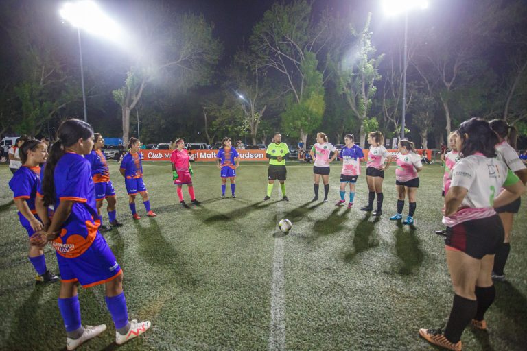 Empezó la Copa Autonomía Berazategui de fútbol femenino