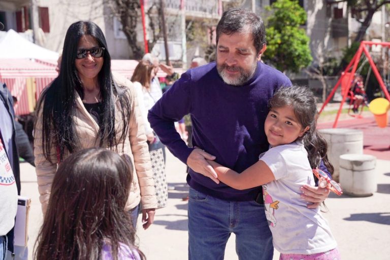 Moreira compartió una jornada de actividades en la nueva plaza de Barrio Güemes