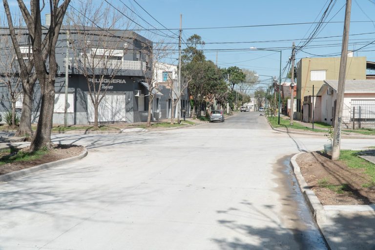 Avanzan las obras de pavimentación en San Isidro