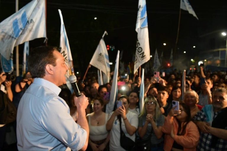Andrés Watson, reelecto en Florencio Varela