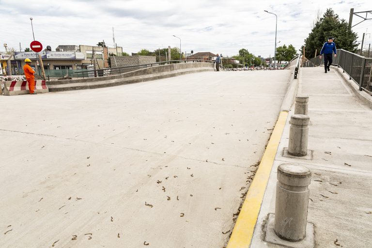 Se habilitó el Puente Carretero Norte-Sur en el paso bajo nivel de Longchamps