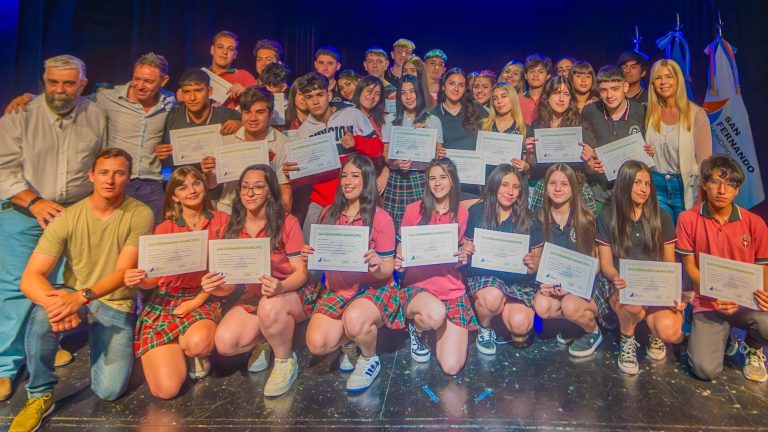 Estudiantes de San Fernando finalizaron sus experiencias educativas en ámbitos socioproductivos