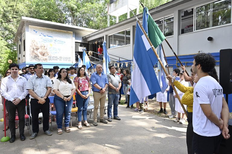 Imponen el nombre de Haroldo Conti a escuela del Delta