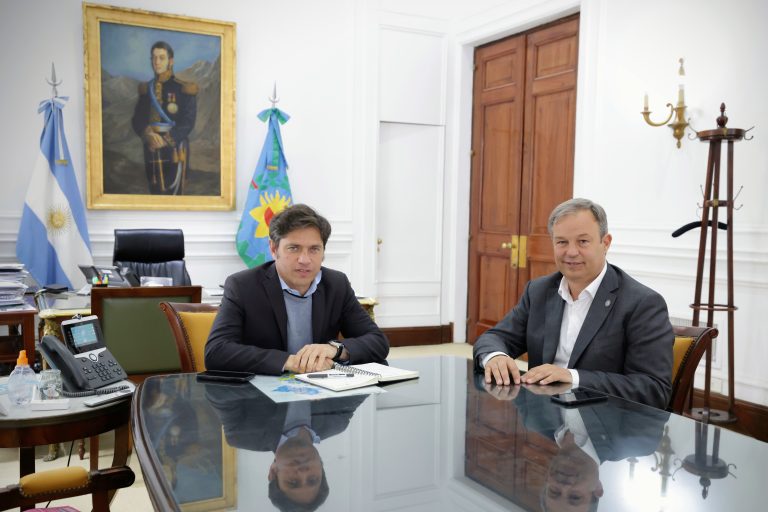 Kicillof recibió a Cascallares para dialogar sobre las obras a futuro en Almirante Brown