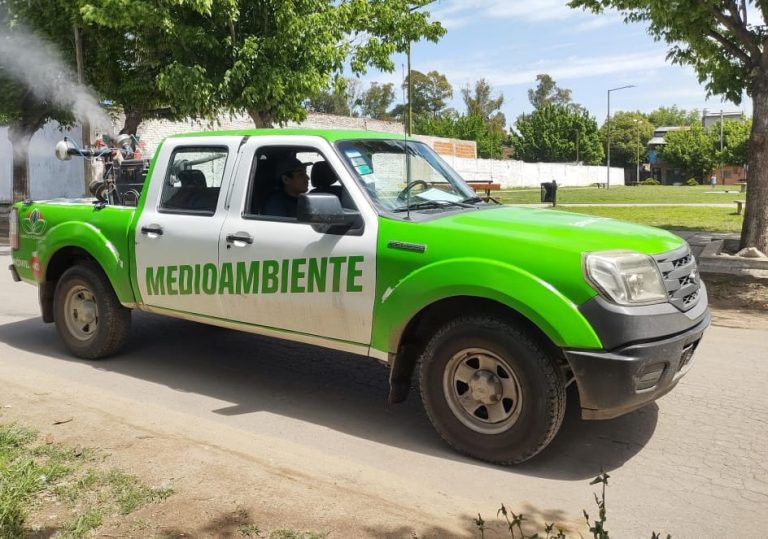 Labores de fumigación en 9 de Abril