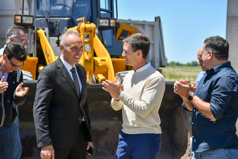 Planifican obras en parque industrial de San Vicente