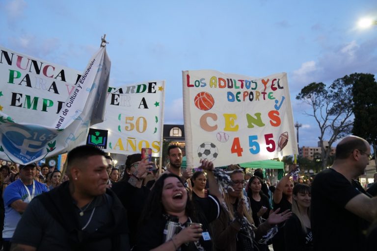 Celebran 50 años de educación para adultos en Ituzaingó