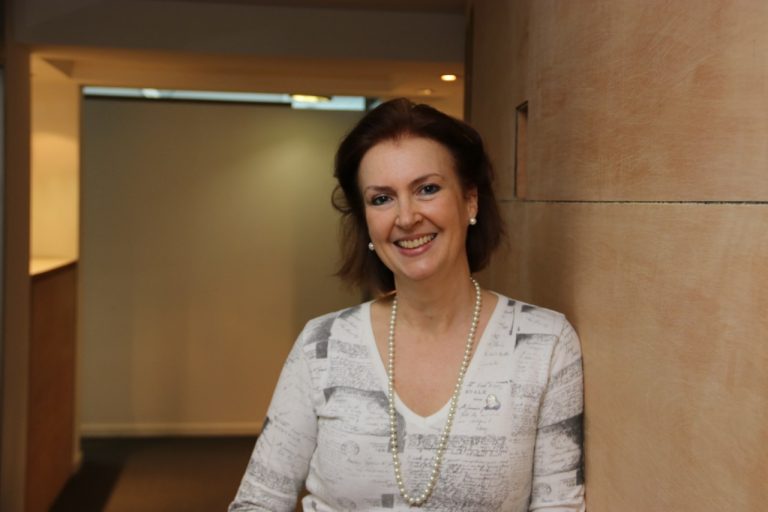 Si el Congreso no aprueba leyes clave, se “podrían aprobar por decreto”, advirtió Mondino