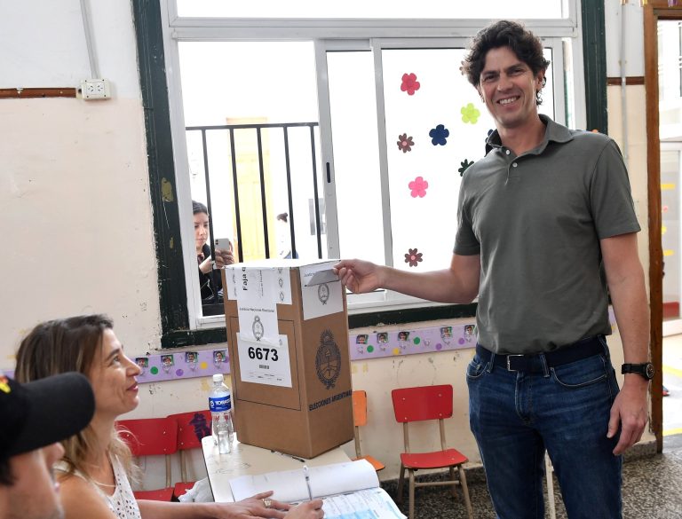 Lousteau, contra LLA: “No está bueno, con los problemas que tenemos, dudar del sistema electoral”