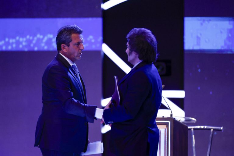 Massa y Milei recibirán casi 140 millones de pesos cada uno para hacer campaña de cara al balotaje