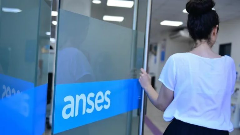 Los trabajadores que ya solicitaron el crédito Anses por $400.000 podrán ampliarlo hasta $1.000.000