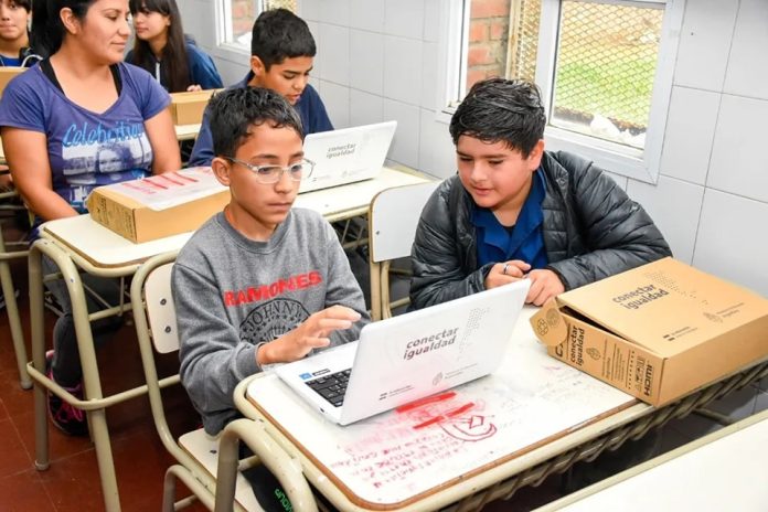 460891_08_12_2023_06_18_30_430