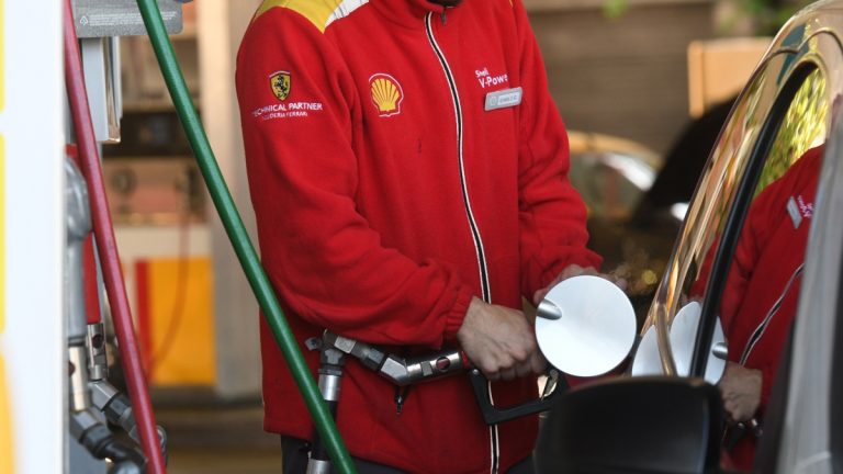 Aumentos del 30 por ciento en el precio de los combustibles