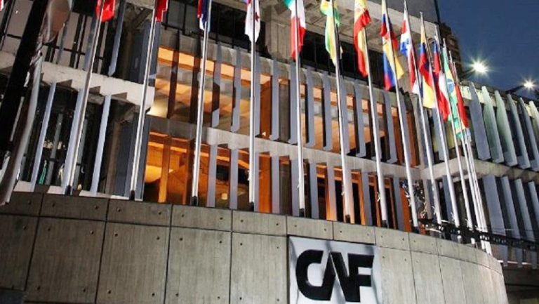 Argentina suma un préstamo con la CAF