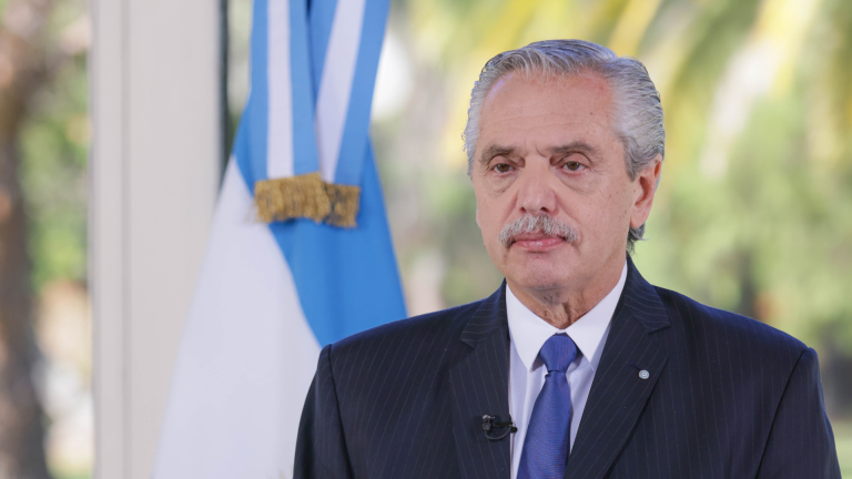 Alberto Fernández advirtió que el DNU de Milei es “ilegal” y que “la República está en riesgo”