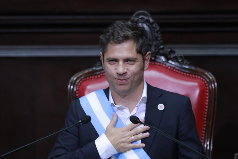 Kicillof juró como gobernador: «Mi compromiso es seguir gobernando para todos sin distinción»