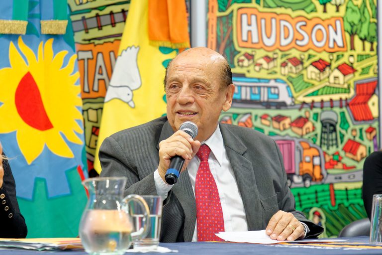 Familias de Berazategui firmaron sus escrituras