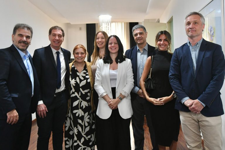 Soledad Martínez juró como intendenta de Vicente López