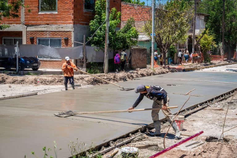 Moreno avanza con obras en todos los barrios