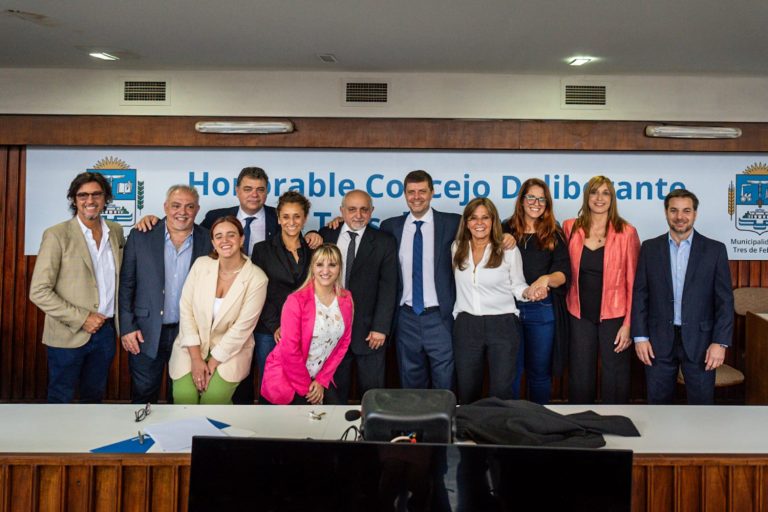 Concejales de Tres de Febrero tomaron sus cargos