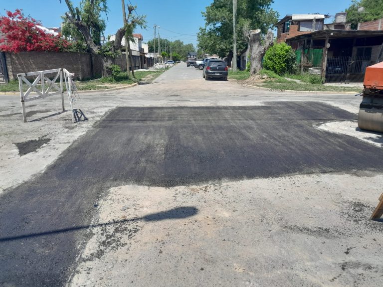 Reparan calle Santa Elena en Presidente Perón