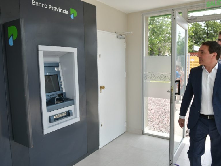 Instalan cajeros automáticos en Santa Rosa