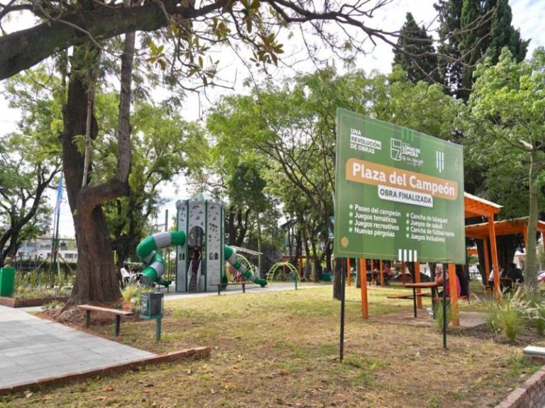 La Plaza del Campeón de Banfield fue renovada y ya está abierta a la comunidad
