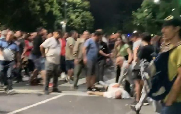 Falleció un jubilado que salió a protestar contra las medidas presidenciales