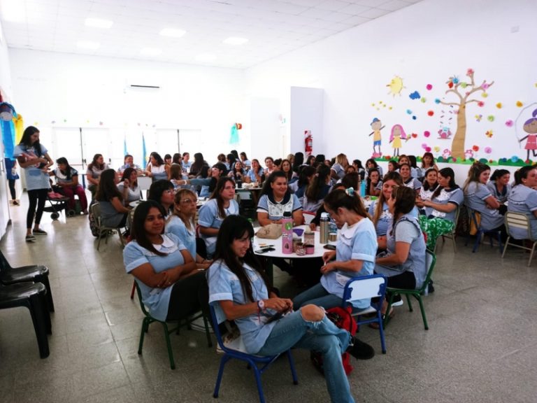 Ciclo de formación docente en San Eduardo