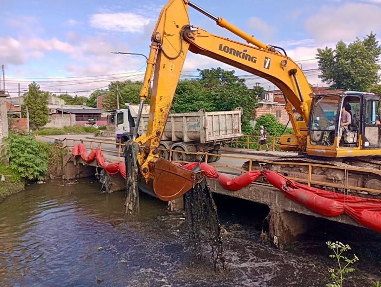 Saneamiento de arroyos en Quilmes