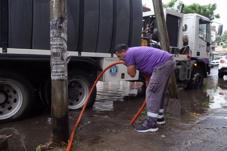 Limpieza de arroyos en Quilmes