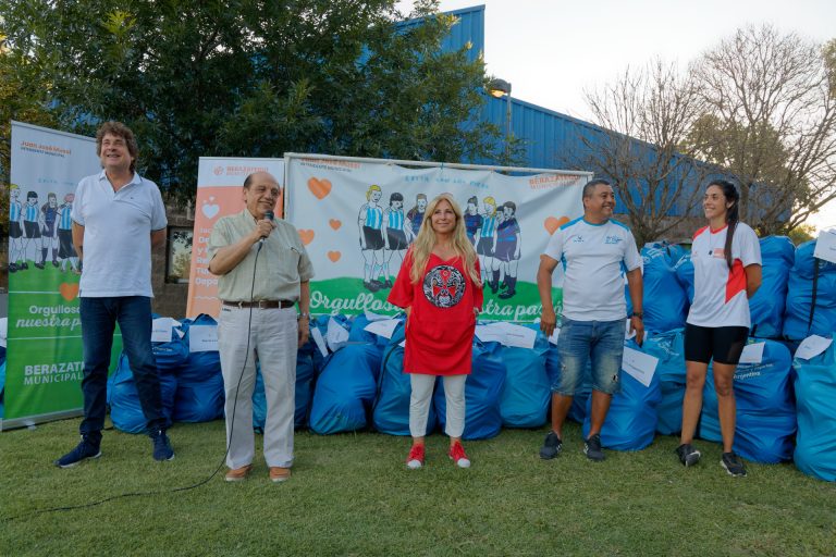 Entregan subsidios a clubes de Berazategui