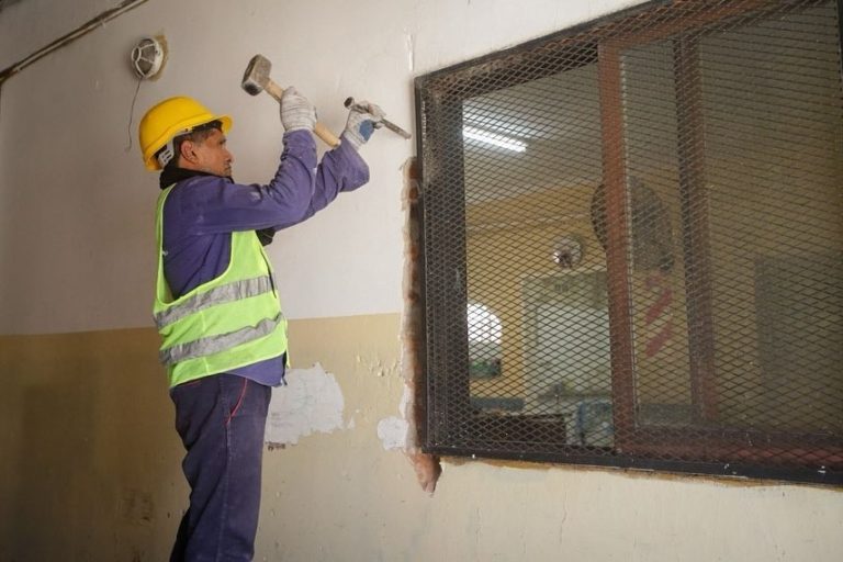 Mejoras en escuelas de Bernal Oeste