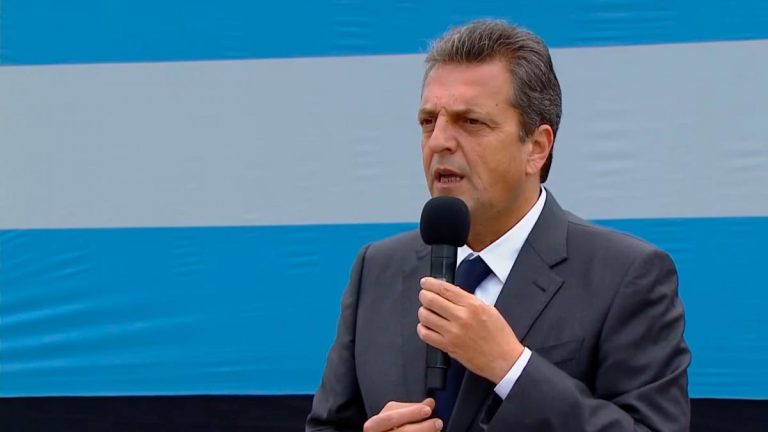 Massa criticó al gobierno y apuntó que “el salario no es ganancia”